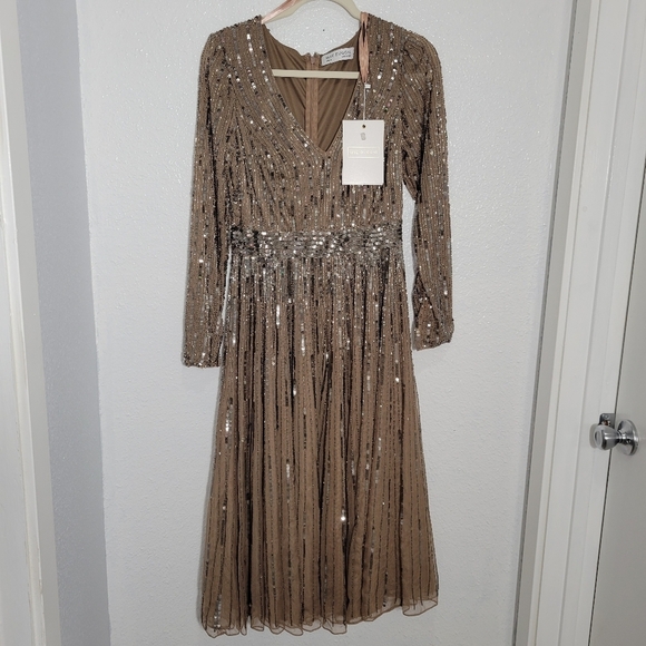 Mac Duggal Sequin Long Sleeve Cocktail Dress NWT - Picture 3 of 9
